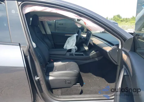 2023 Tesla Model Y Awd/Long Range Dual Motor All-Wheel Drive from USA, damaged, VIN 7SAYGAEE8PF878556